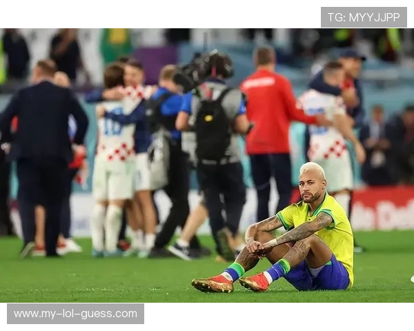 《绿茵场上的王者传奇 足球天才如何逆袭成全球球迷偶像》