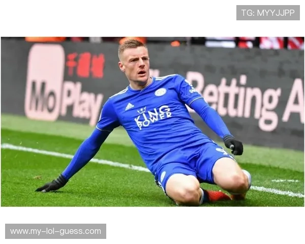 足球传奇谢幕时刻：盘点全球球星退役背后的荣耀与传承